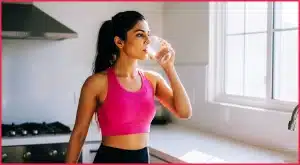 सुबह गर्म पानी पीने से क्या होता है?